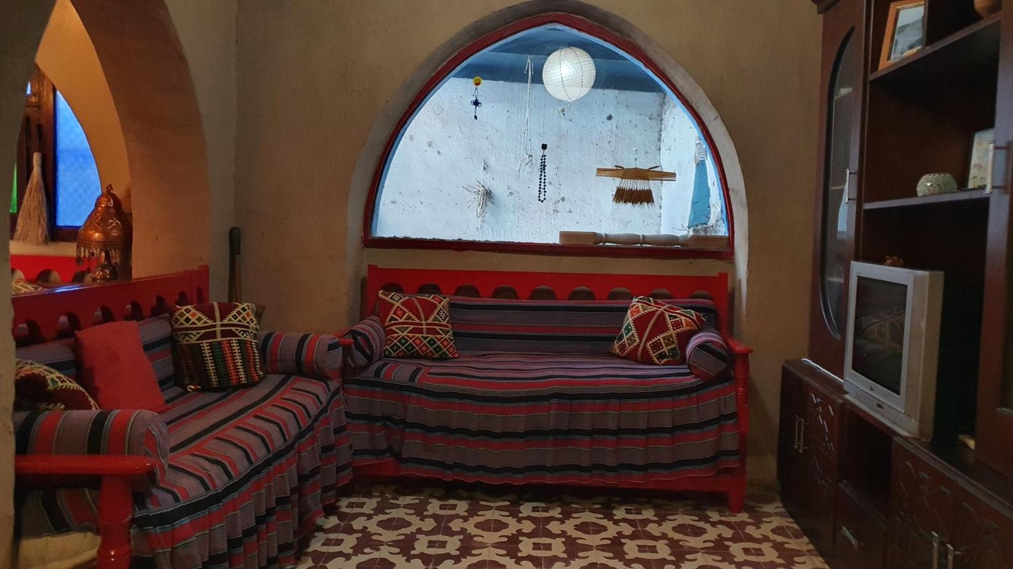 Scorpion House Luxor Hotell Eksteriør bilde