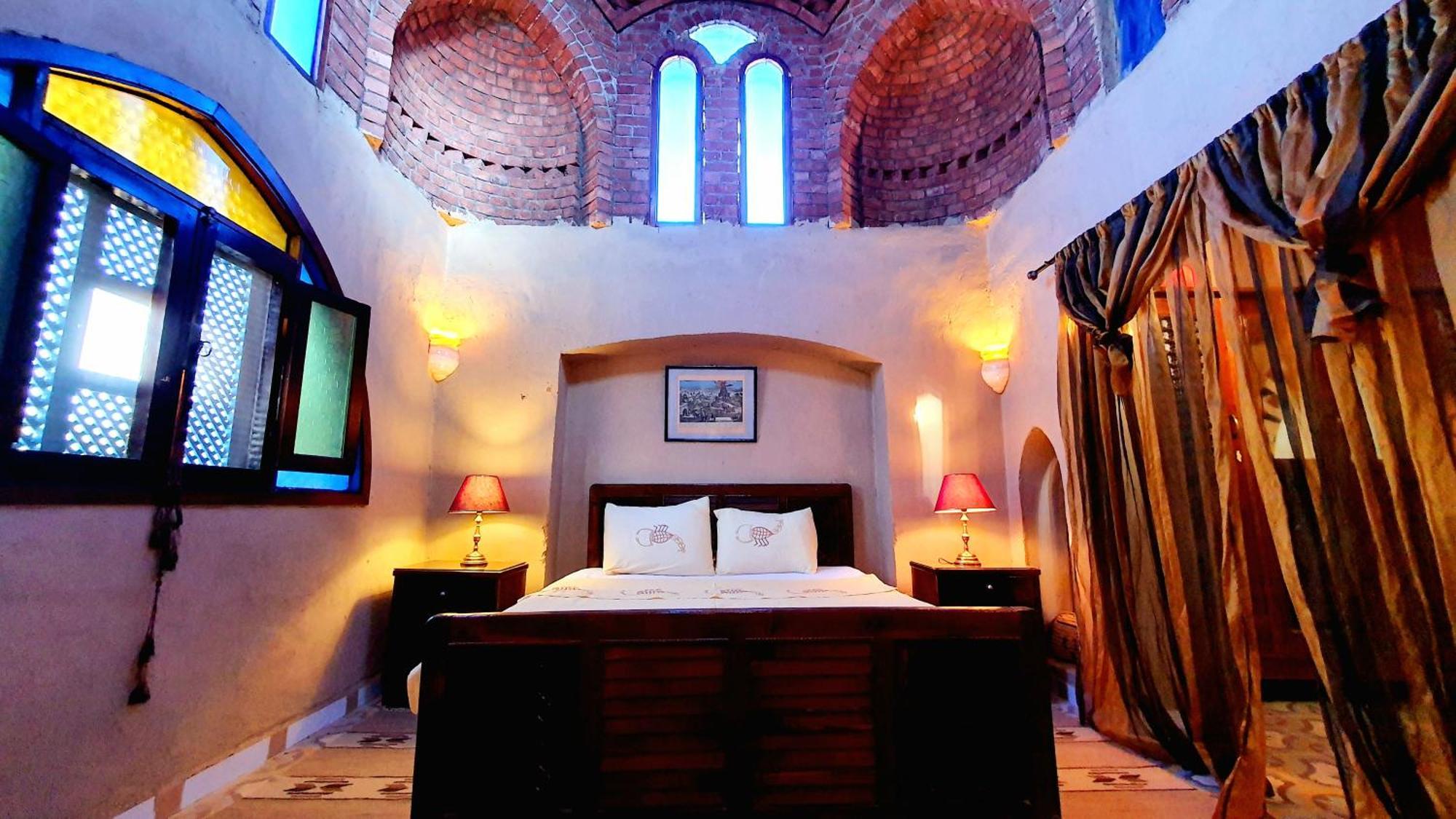 Scorpion House Luxor Hotell Eksteriør bilde