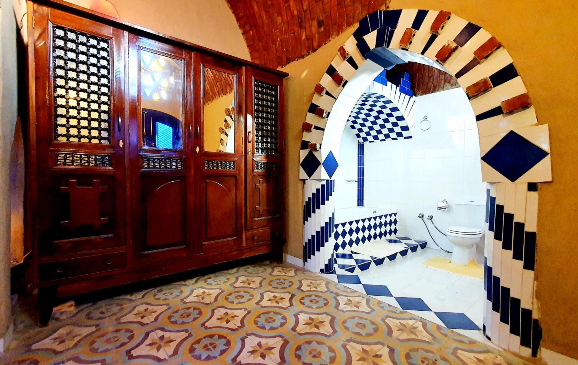 Scorpion House Luxor Hotell Eksteriør bilde