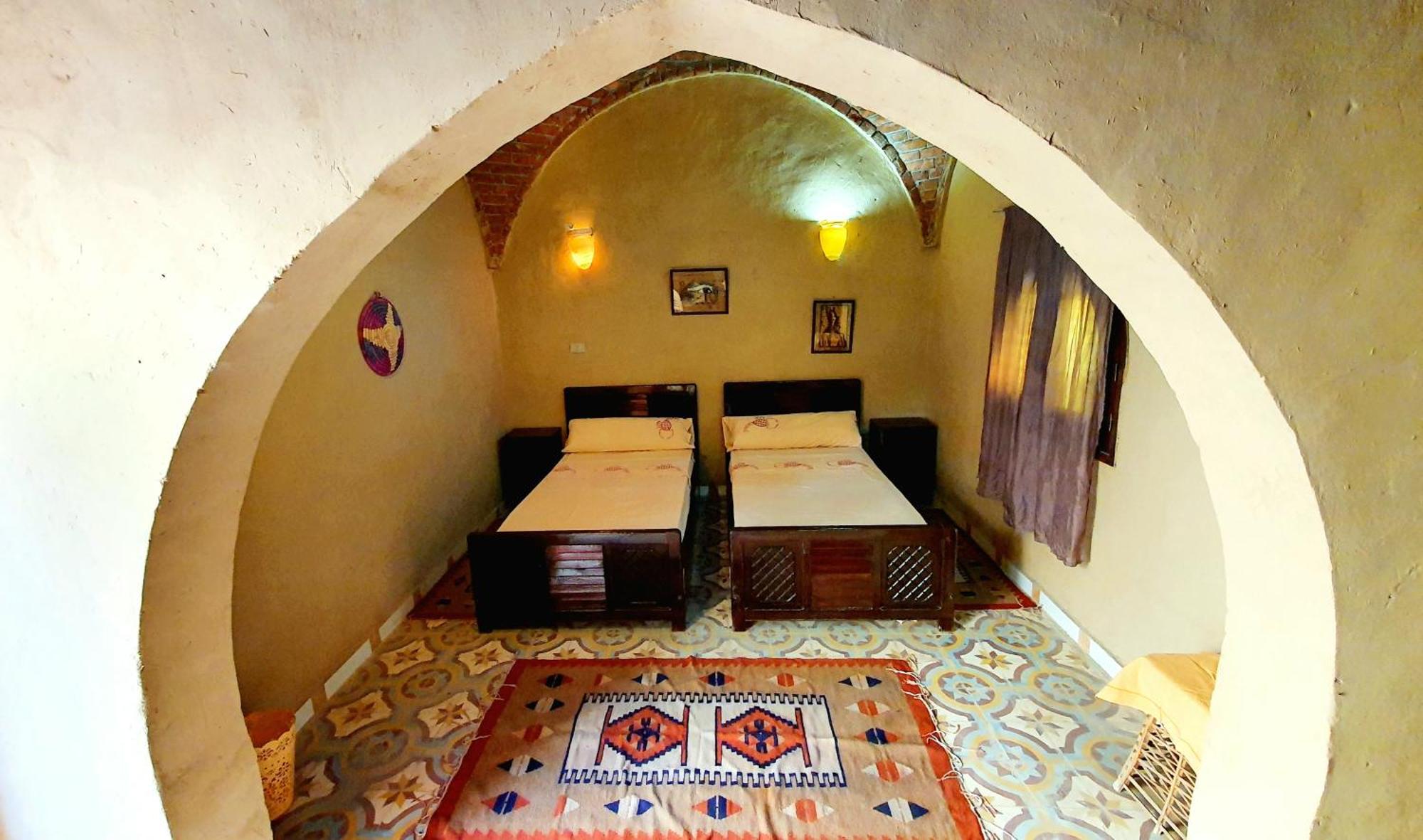Scorpion House Luxor Hotell Eksteriør bilde