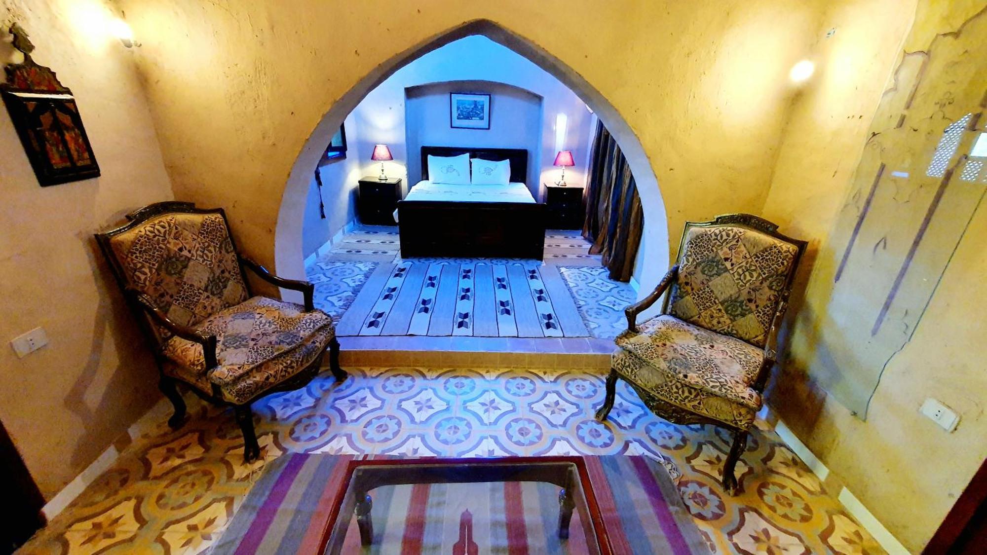 Scorpion House Luxor Hotell Eksteriør bilde