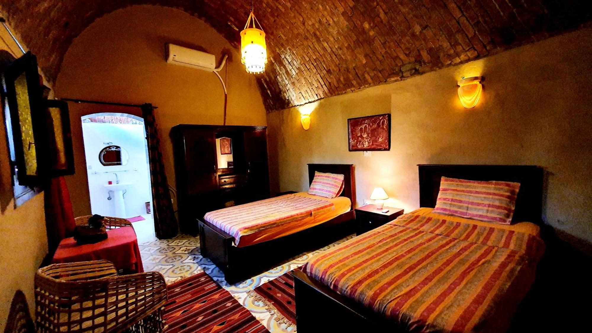 Scorpion House Luxor Hotell Eksteriør bilde